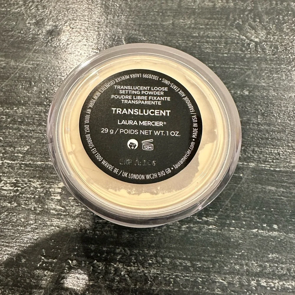 Laura Mercier Translucent Loose Setting Powder